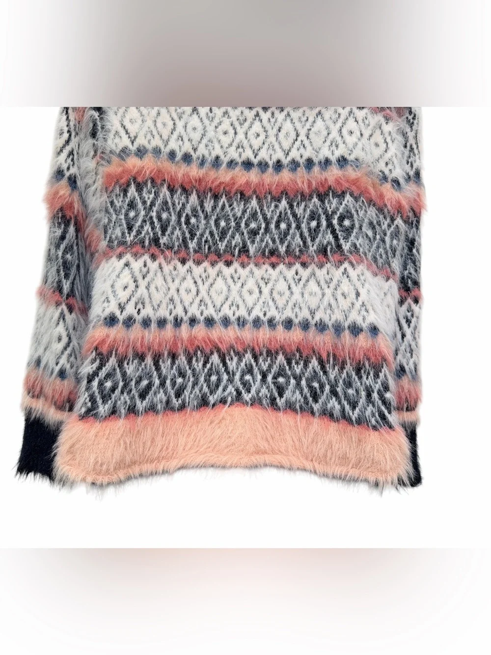 Urban Outfitters stay cozy